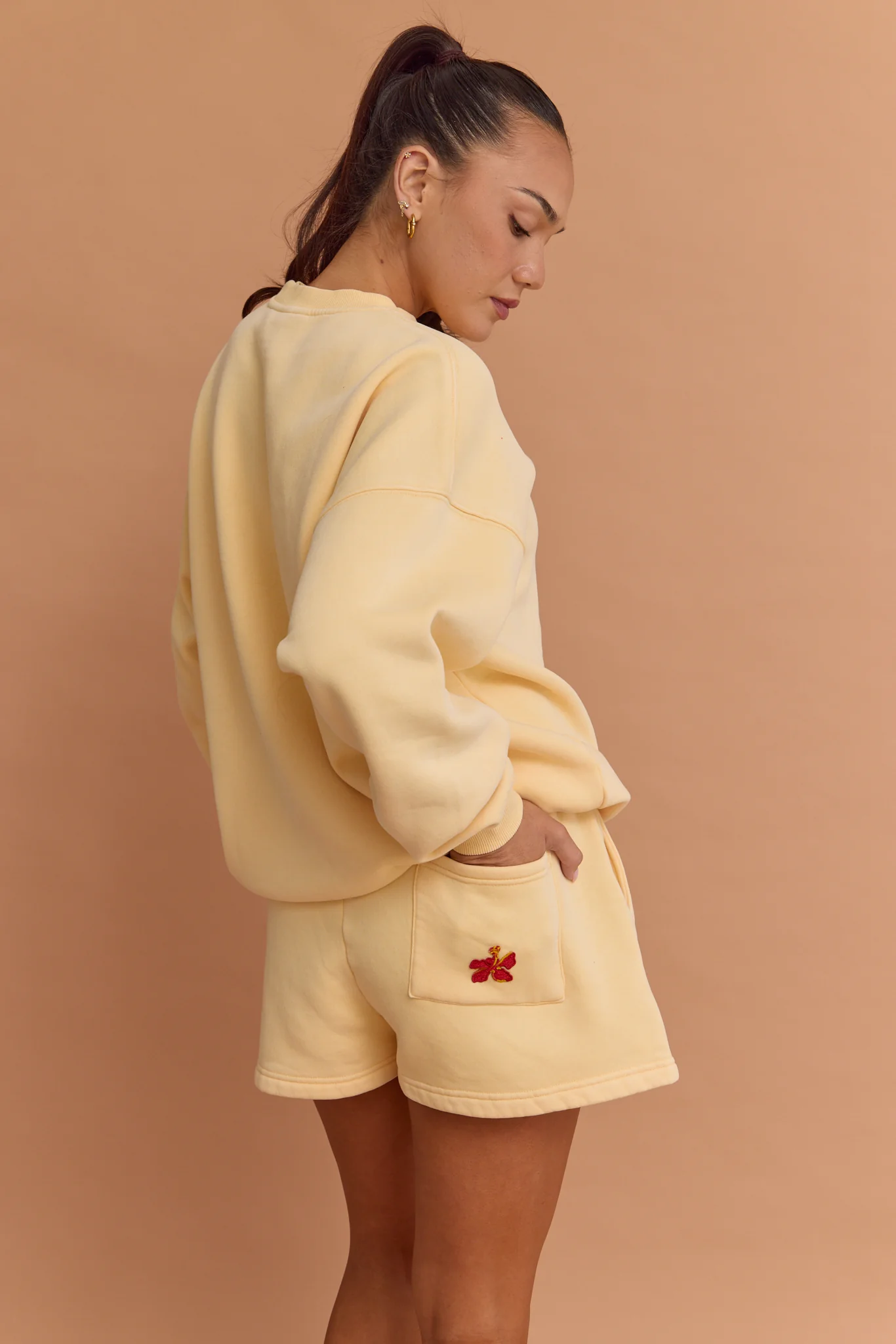 Hibiscus Staple Shorts - Yellow - Image 5