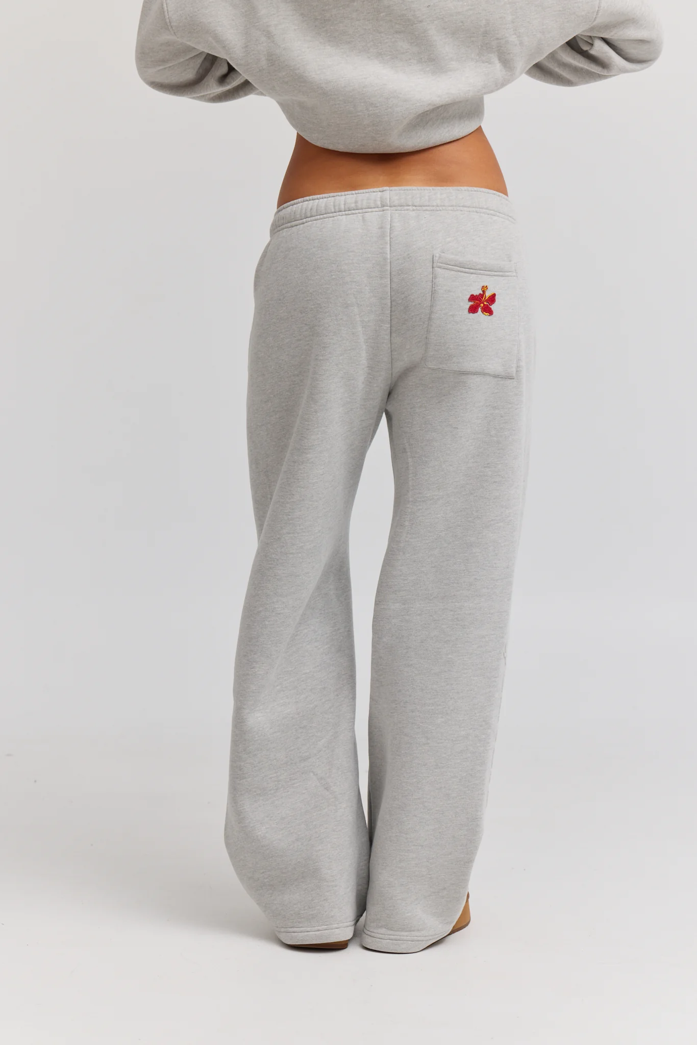 Palma Wide Leg Sweatpants - Deep Grey - Image 4